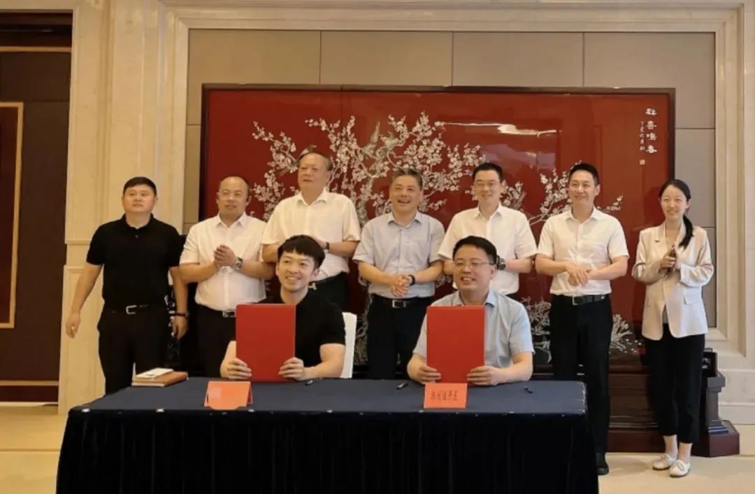 總投資50億元！由集團精準推介的駿馳通高端柔性新材料項目在江蘇揚州開工建設！